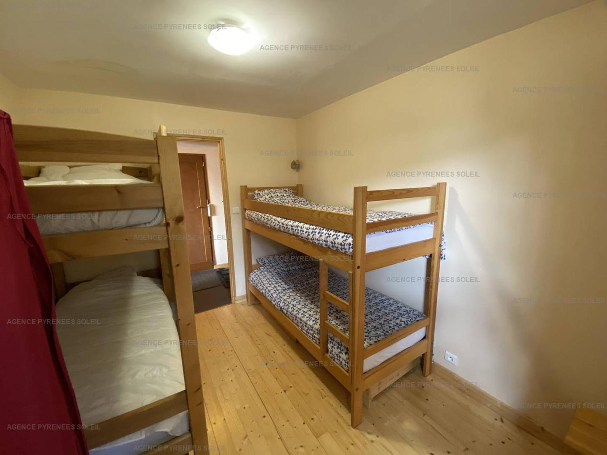 F4 Bas De Chalet Avec Terrasse Et Parking - Les Angles - Fr-1-295-143 Kültér fotó